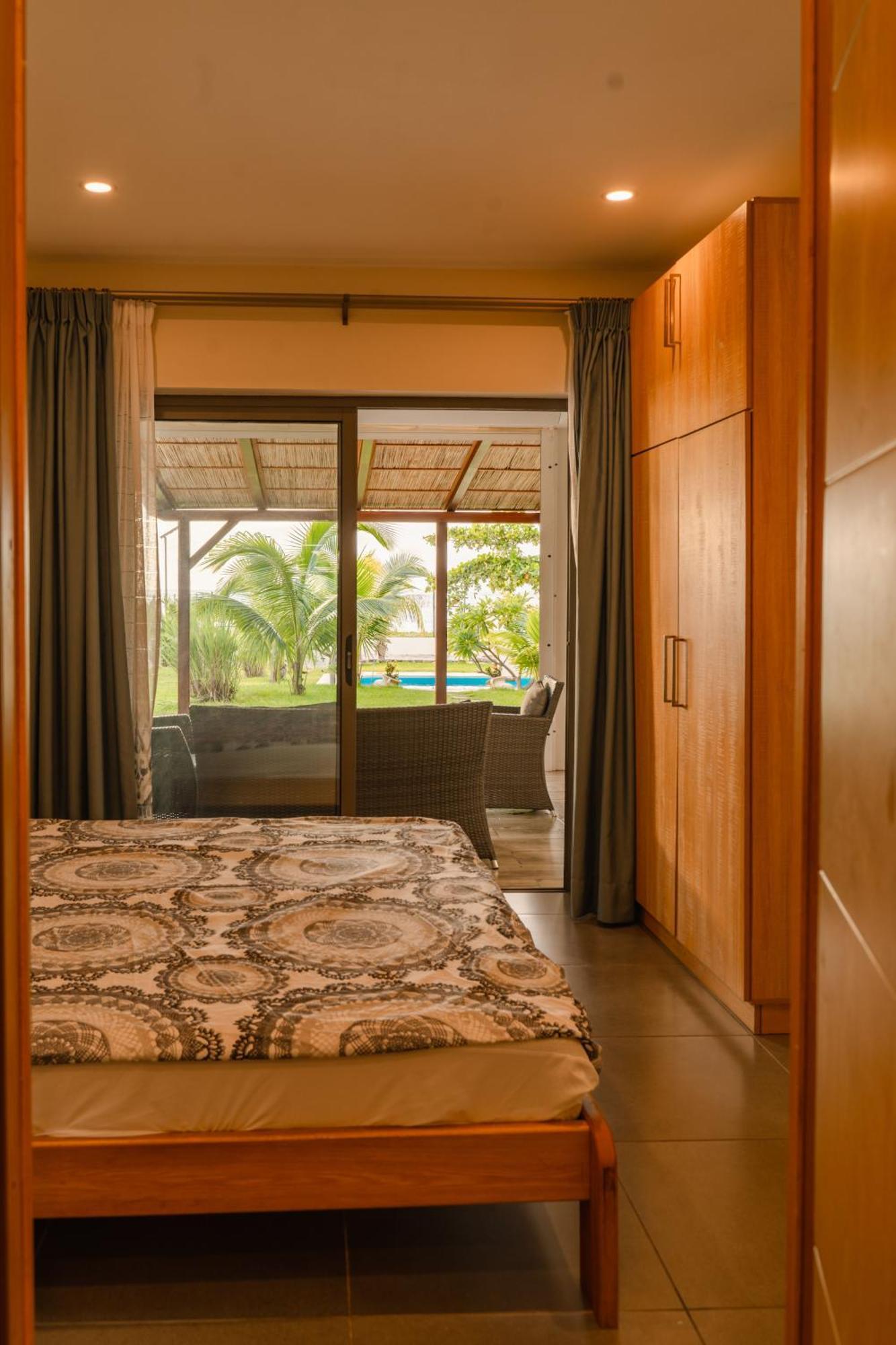 Stella Marris Beachfront Villa Pointe aux Sable Extérieur photo